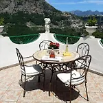 Silvy House Apartament *